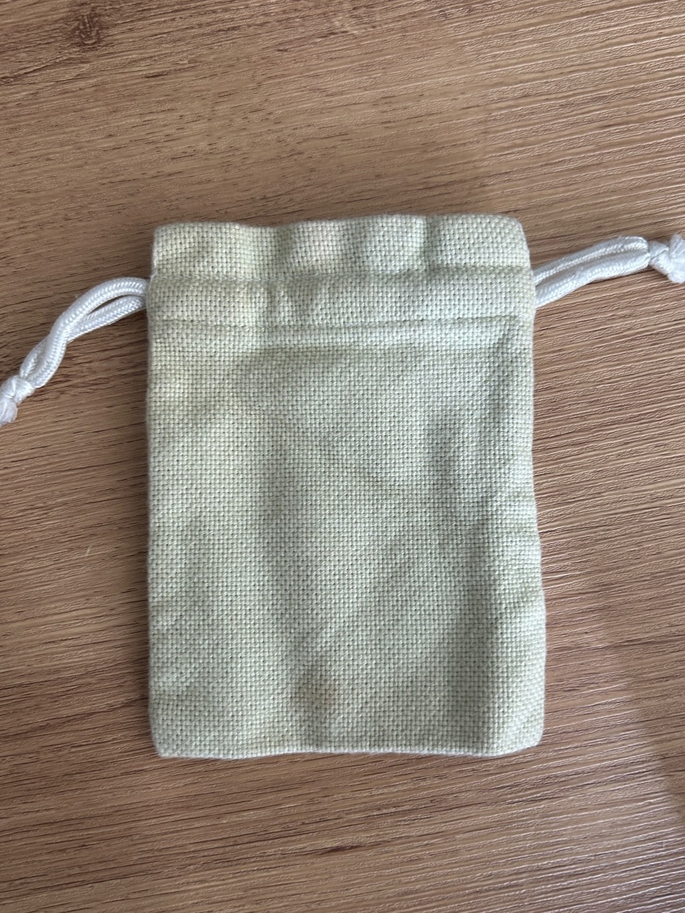 Embroidered Heart Drawstring Pouch - Light Green - Picture 2 of 4